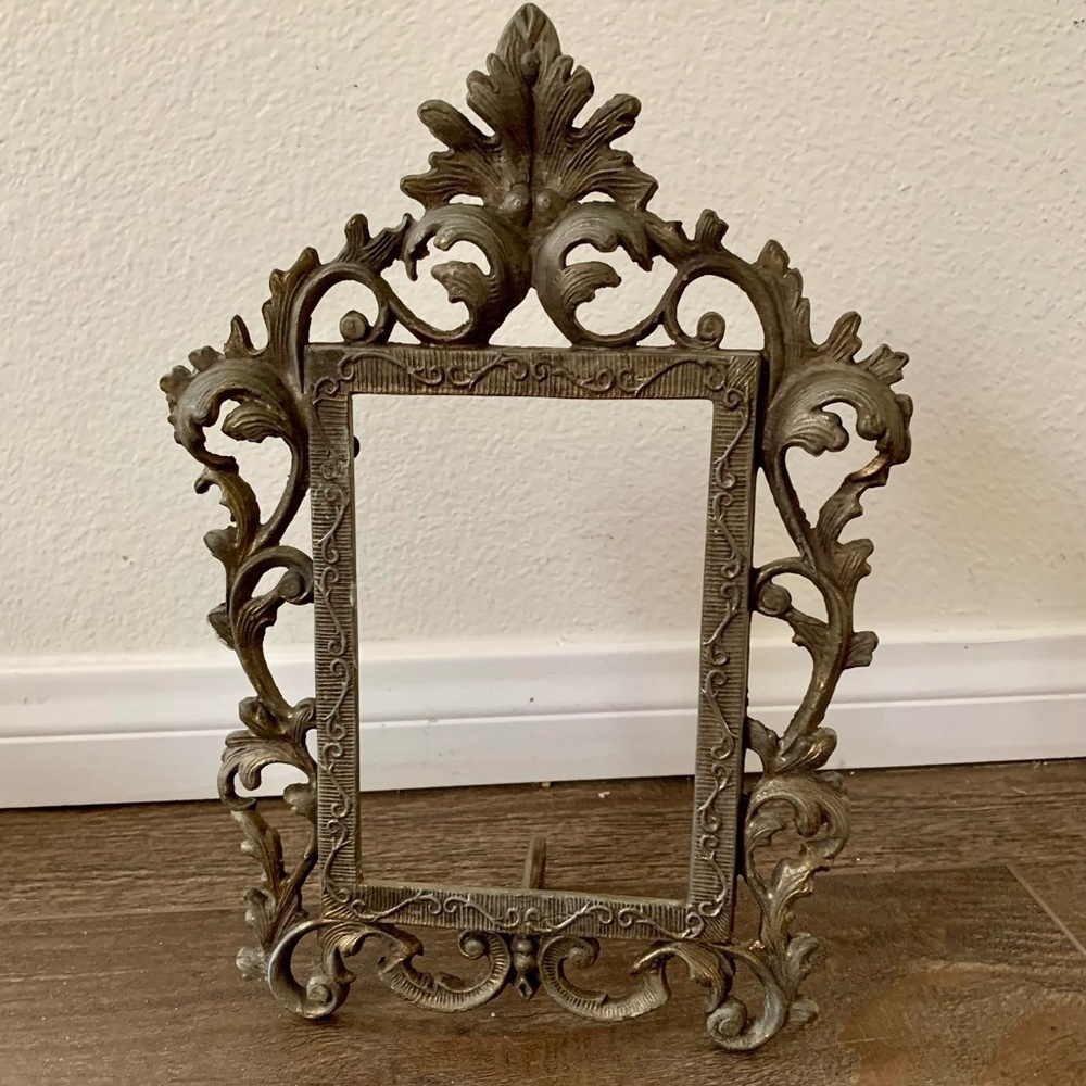 Vintage Victorian Free Standing Brass Victorian Picture Frame